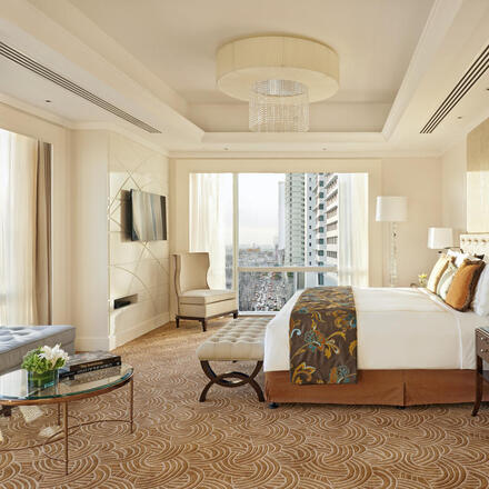 Fairmont Makati- suite