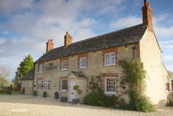 Great Uk Pubs With Rooms The Hotel Guru