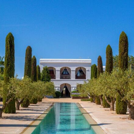 10 of the Most Luxurious Hotels on Ibiza