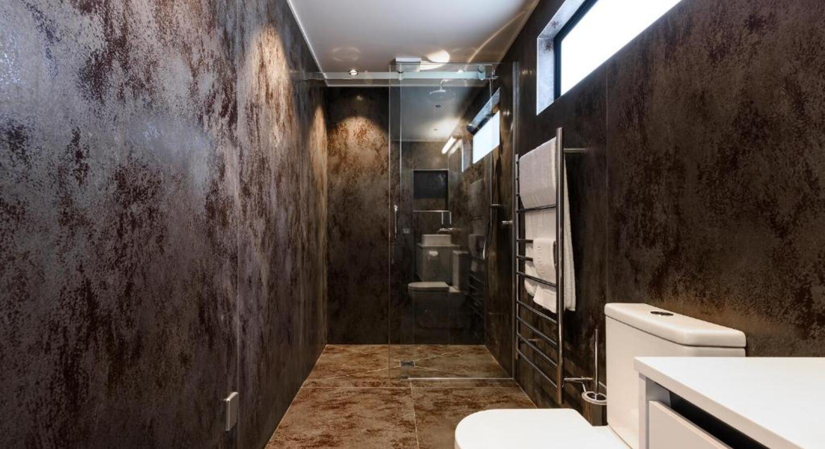 Modern Bathroom with Shower