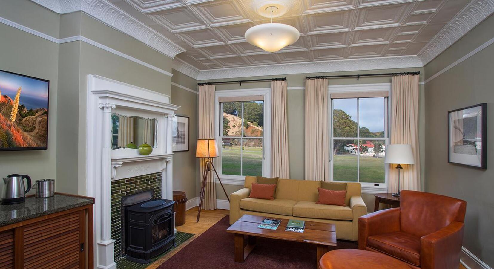 Guest Room Sitting Area