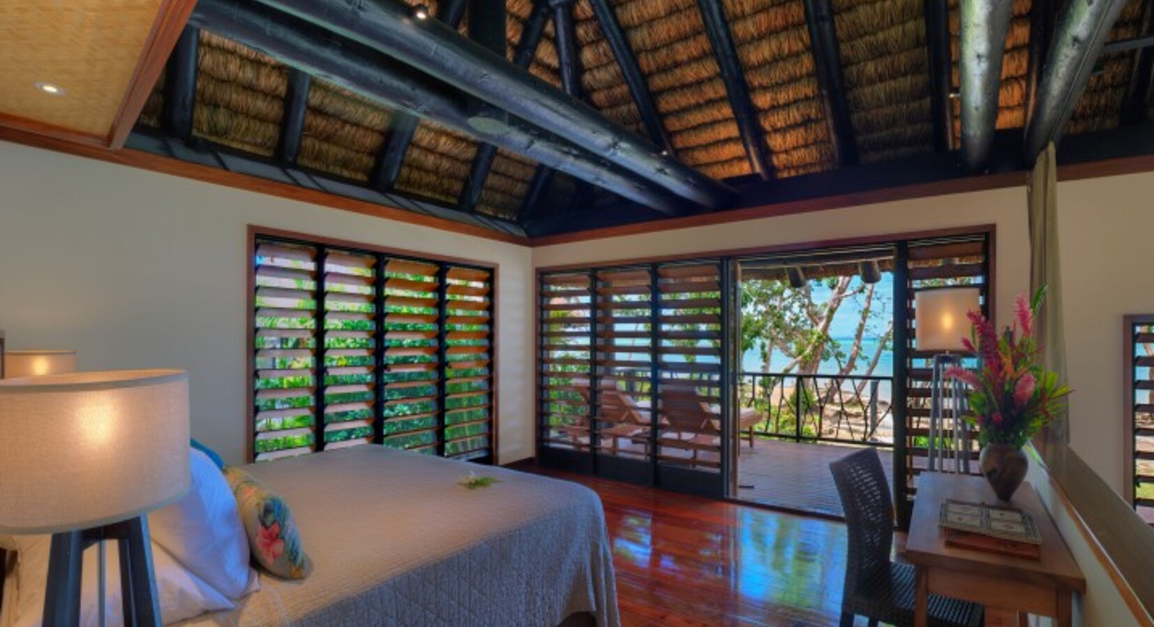 Point reef bure bedroom