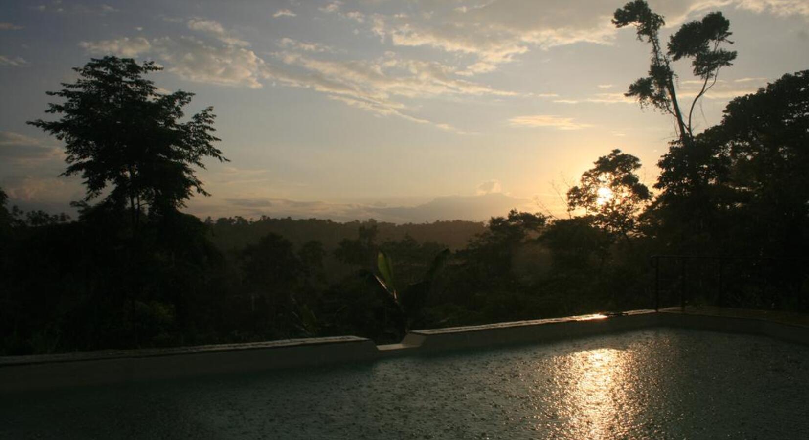 Infinity pool 