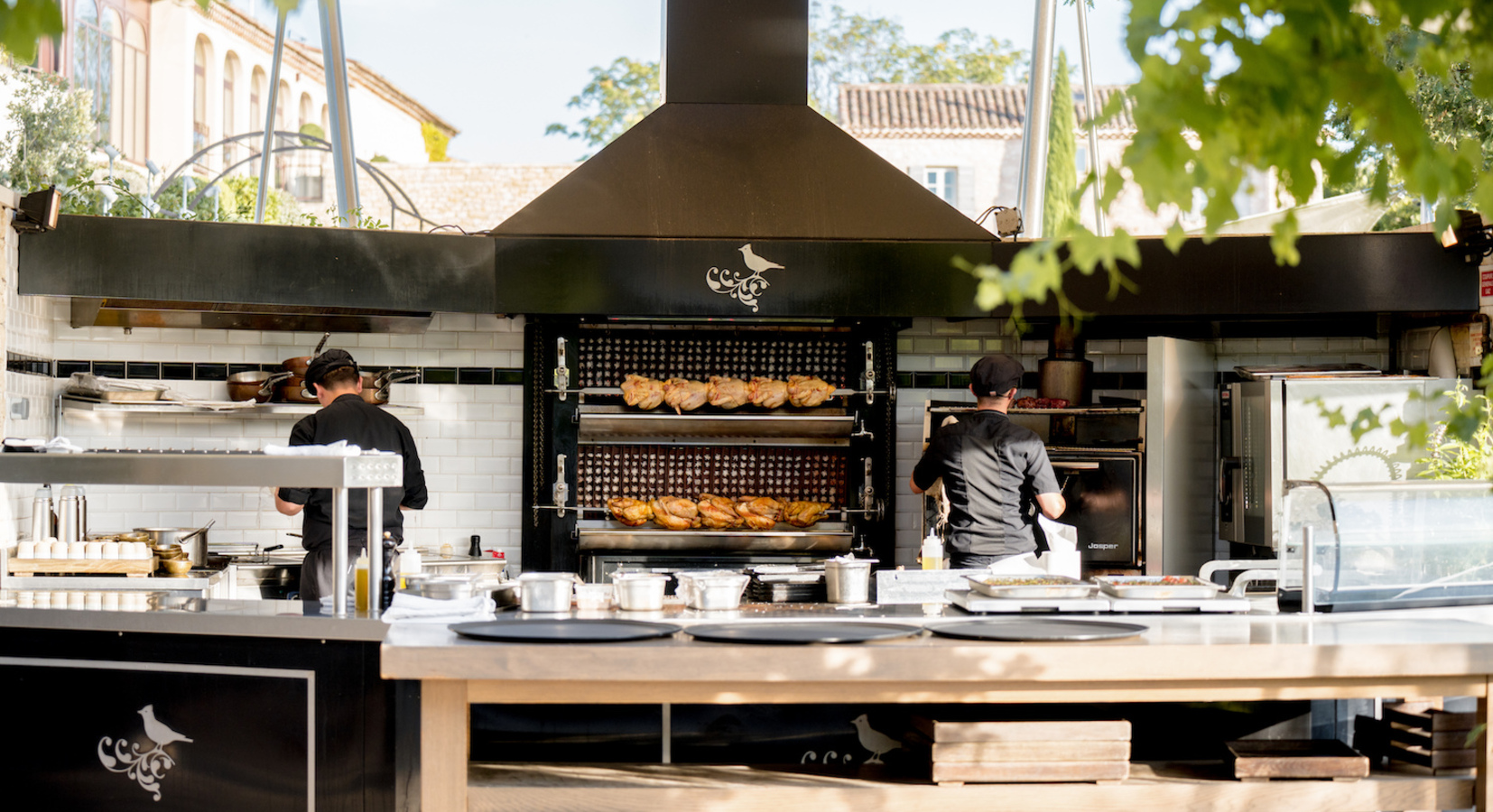 Outdoor kitchen