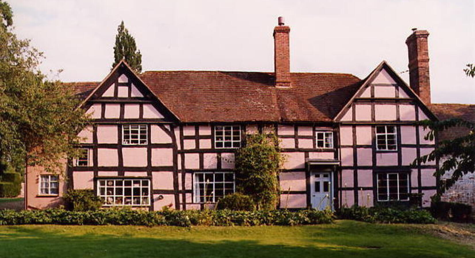 Photo de Old Country House