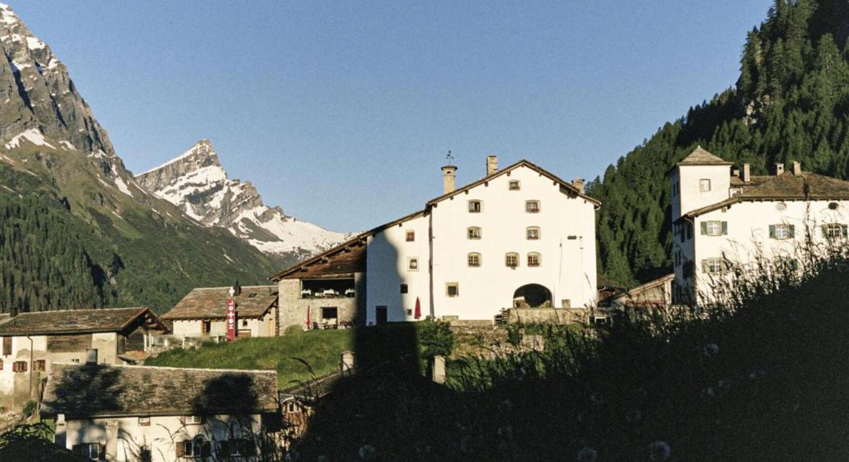 Photo of Hotel Weiss Kreuz