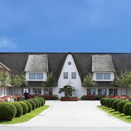 Hotel Entrance 