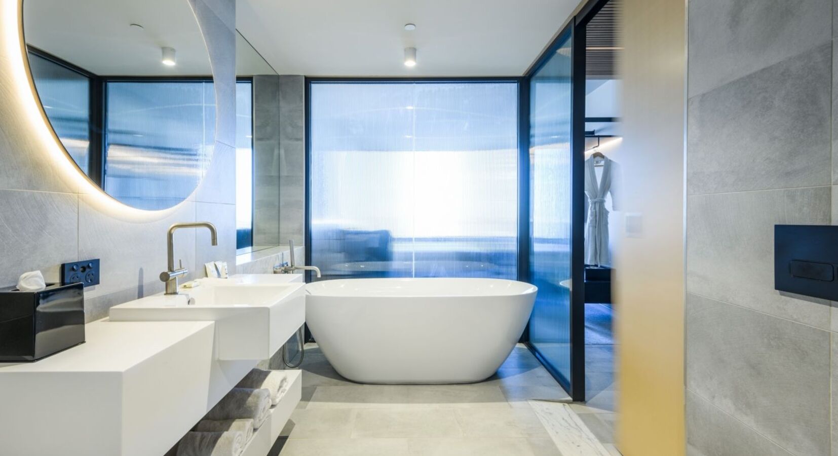 Elizabeth Quay Luxury Studio - Bathroom 