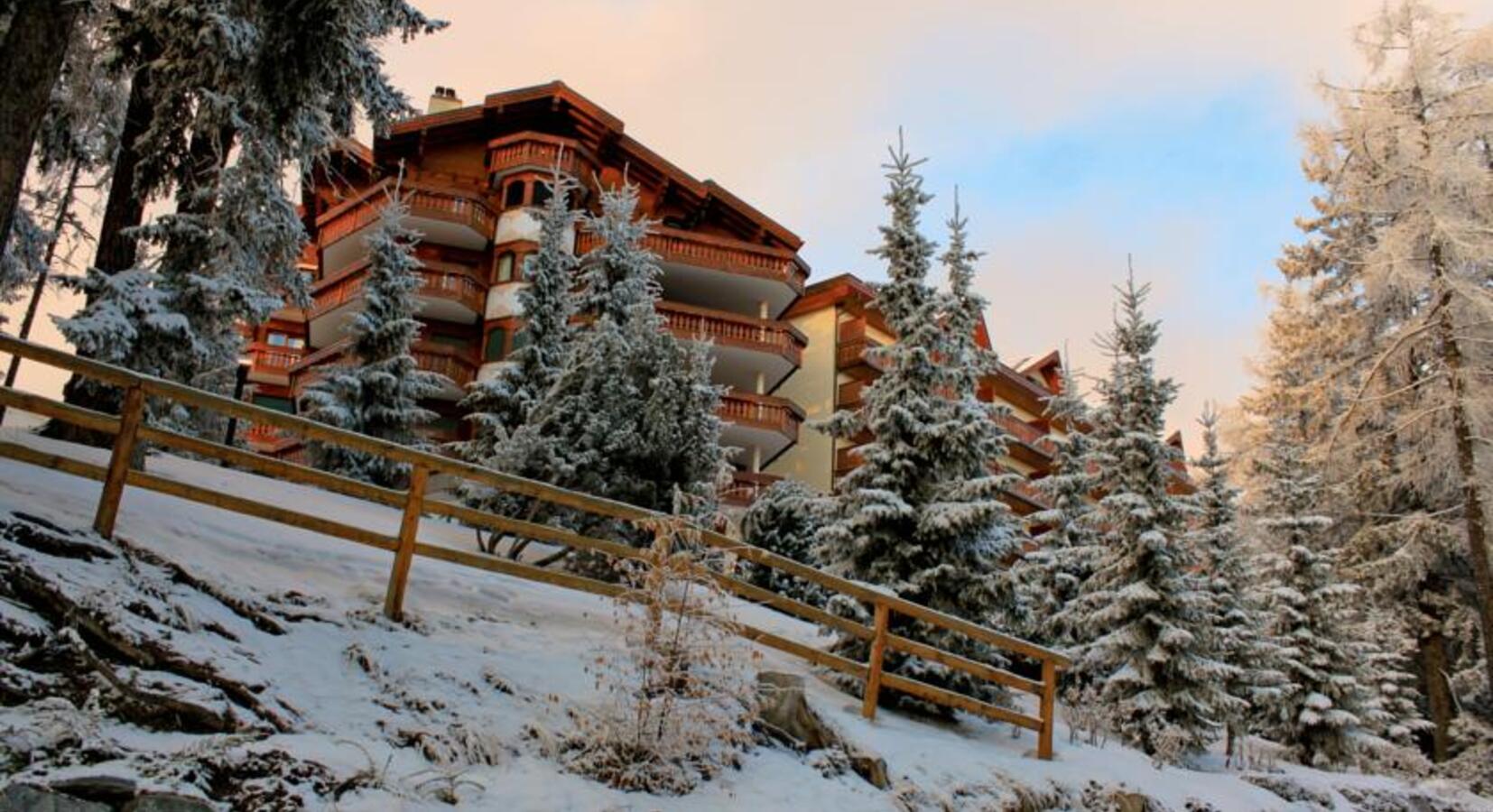 Photo of Hotel Royal, Crans-Montana