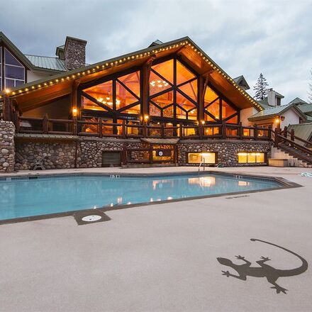 Lizard Creek Lodge