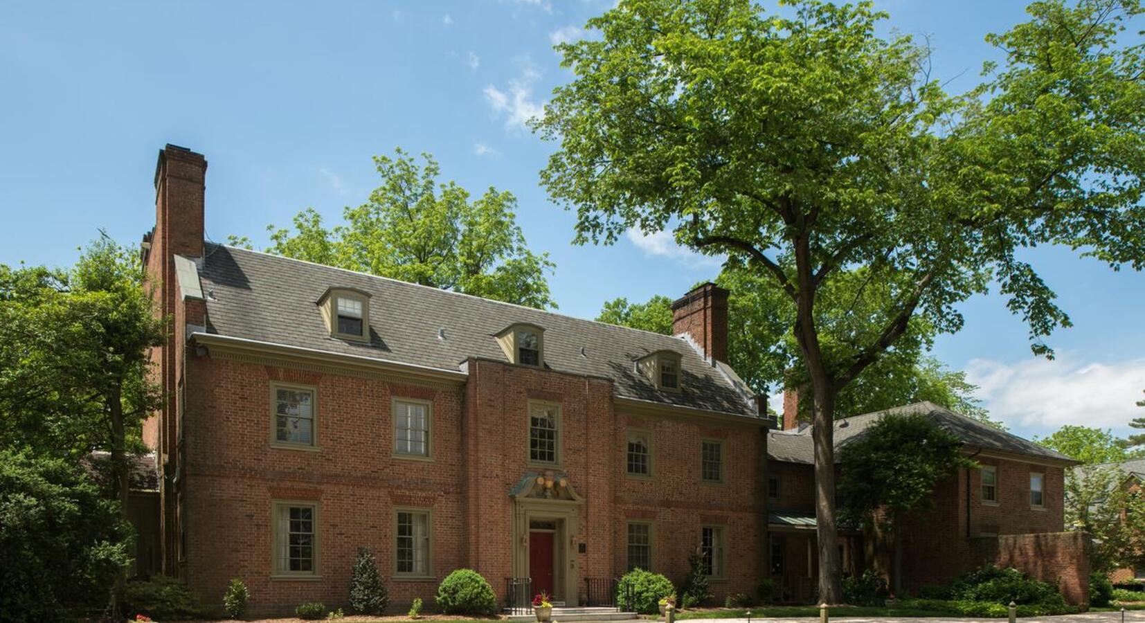 Photo of Great Oak Manor