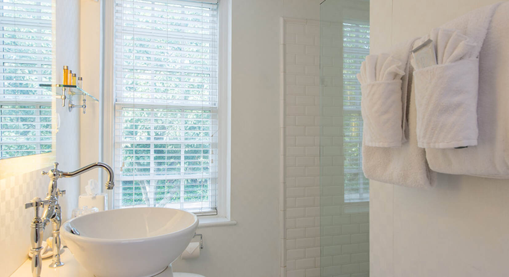 The Traditional Room Bathroom