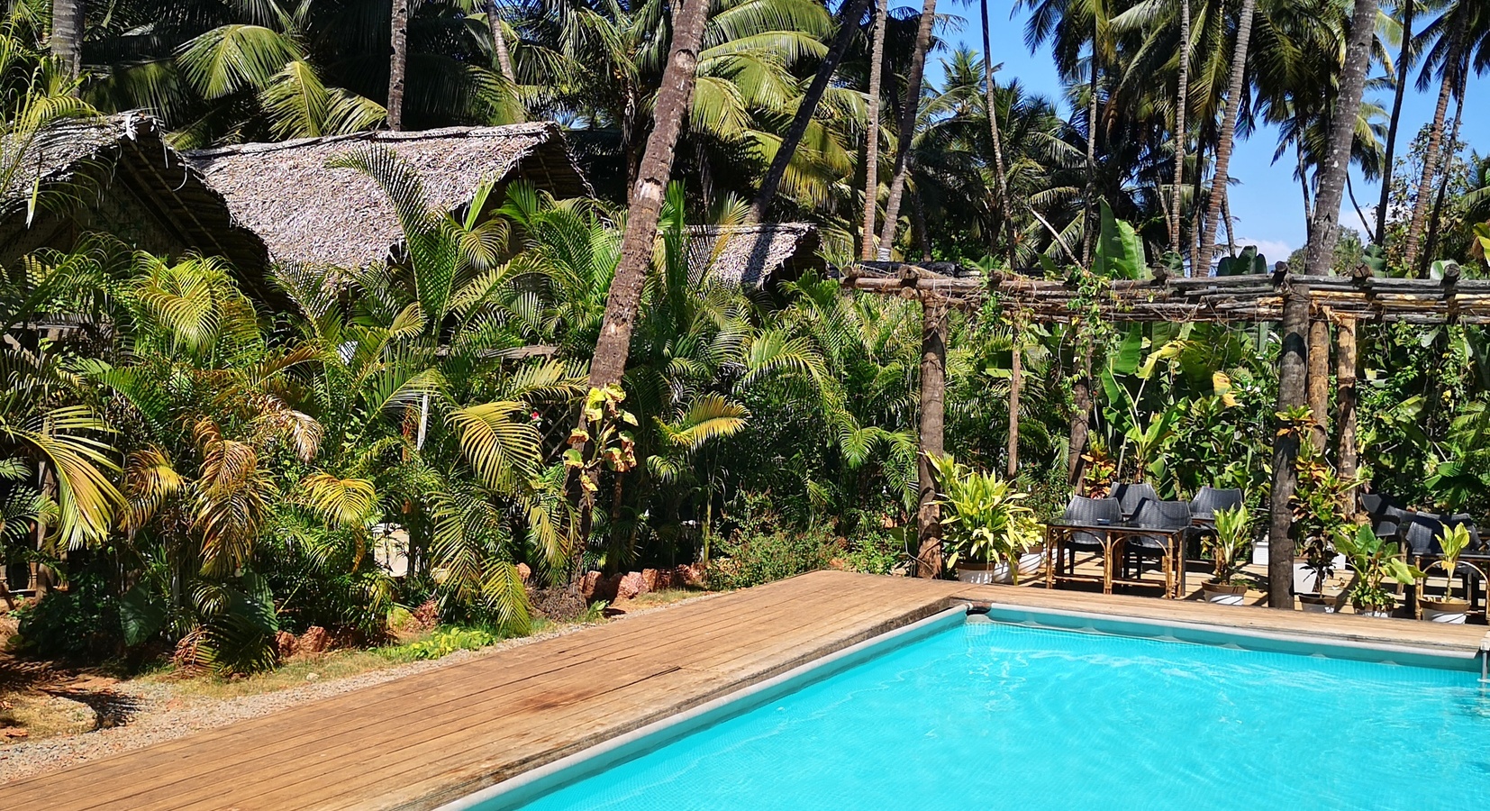 Ensuite huts with air-con, plus a pool to cool off in. 