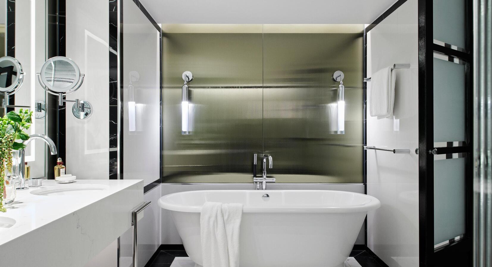 Boulevard Suite - Bathroom 