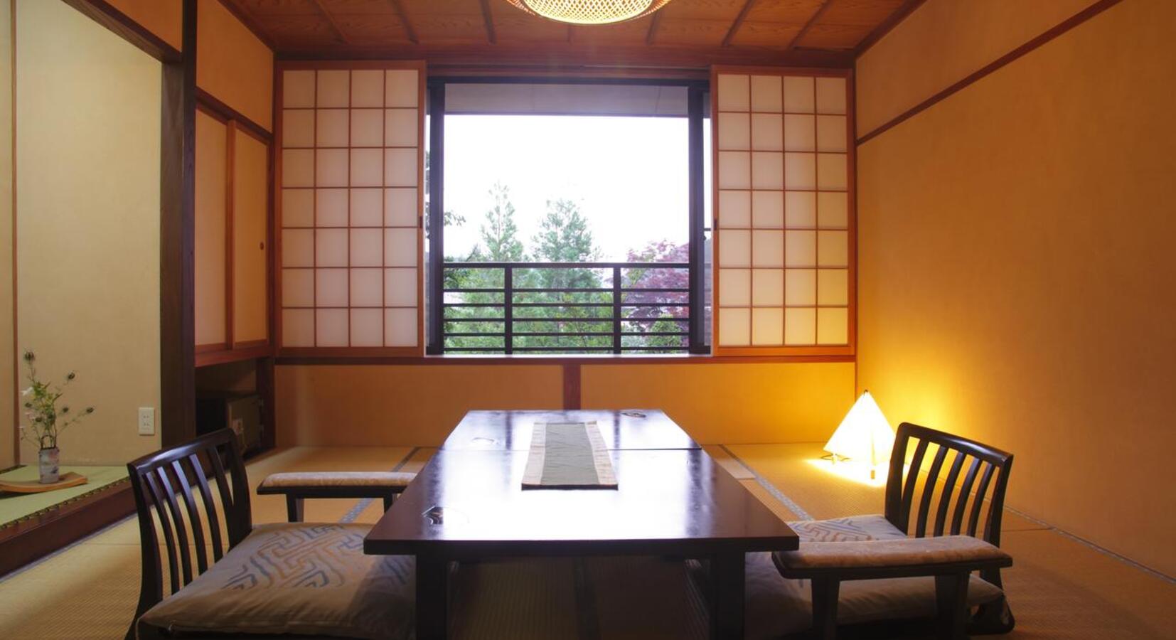 Japanese-style room