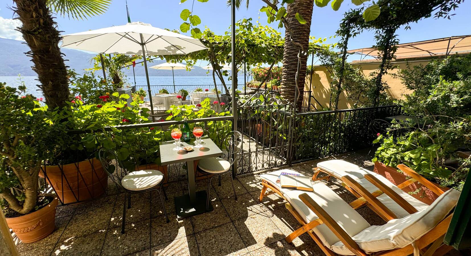 The private terrace of the room "Blevedere" on the first floor