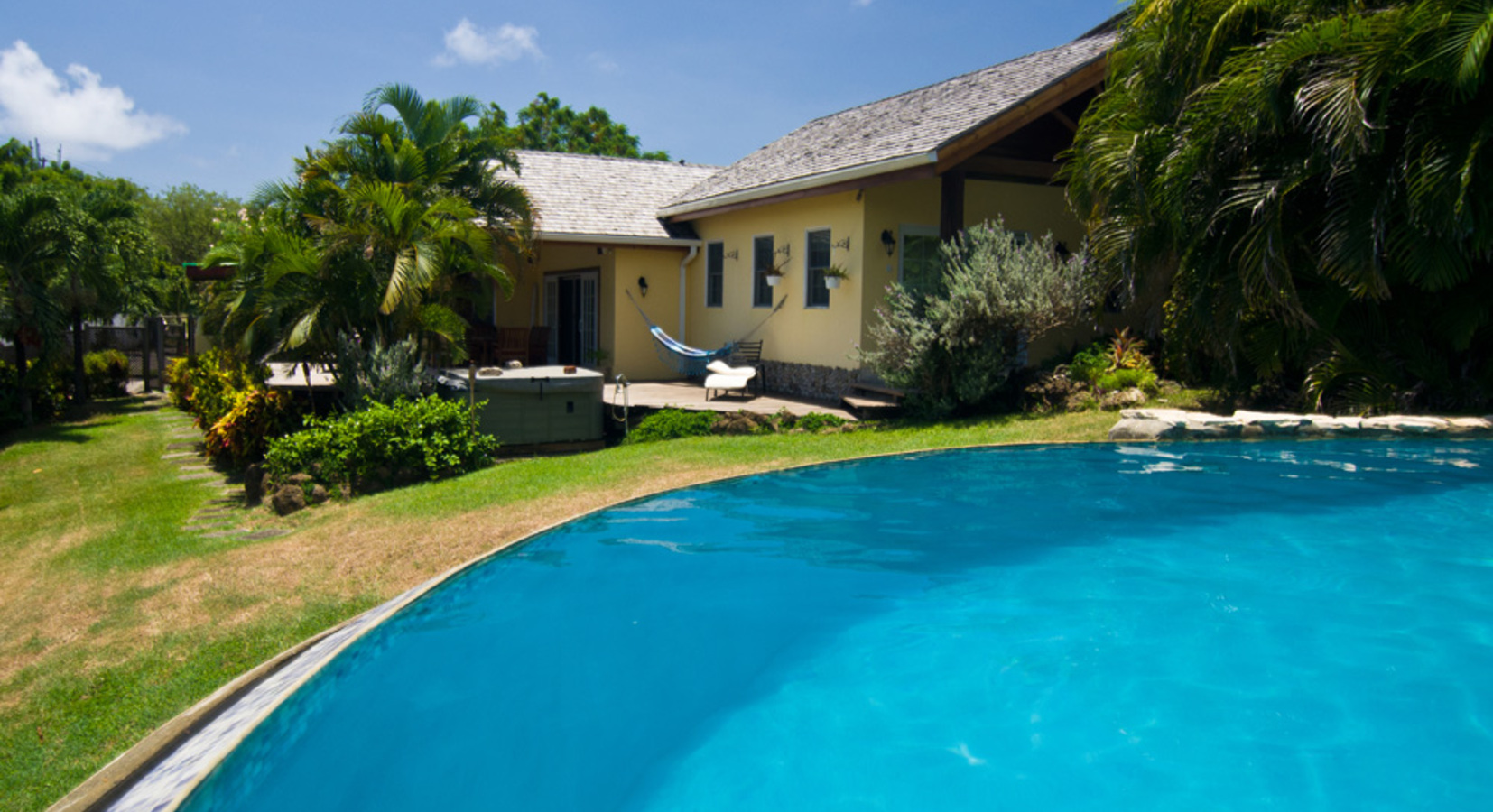 Poolside villa