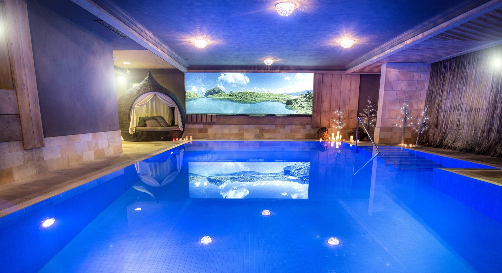 Alpin Juwel Indoor Pool