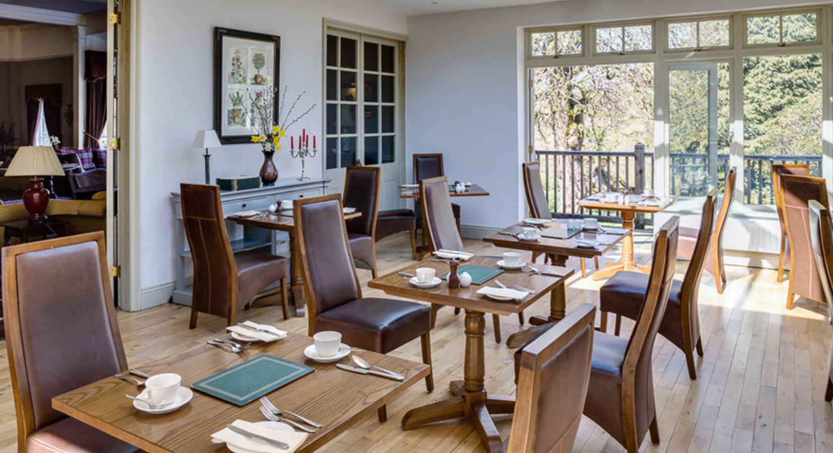 Dining Room and Lounge