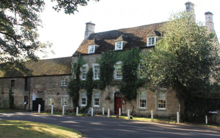 Fox and Hounds Hotel