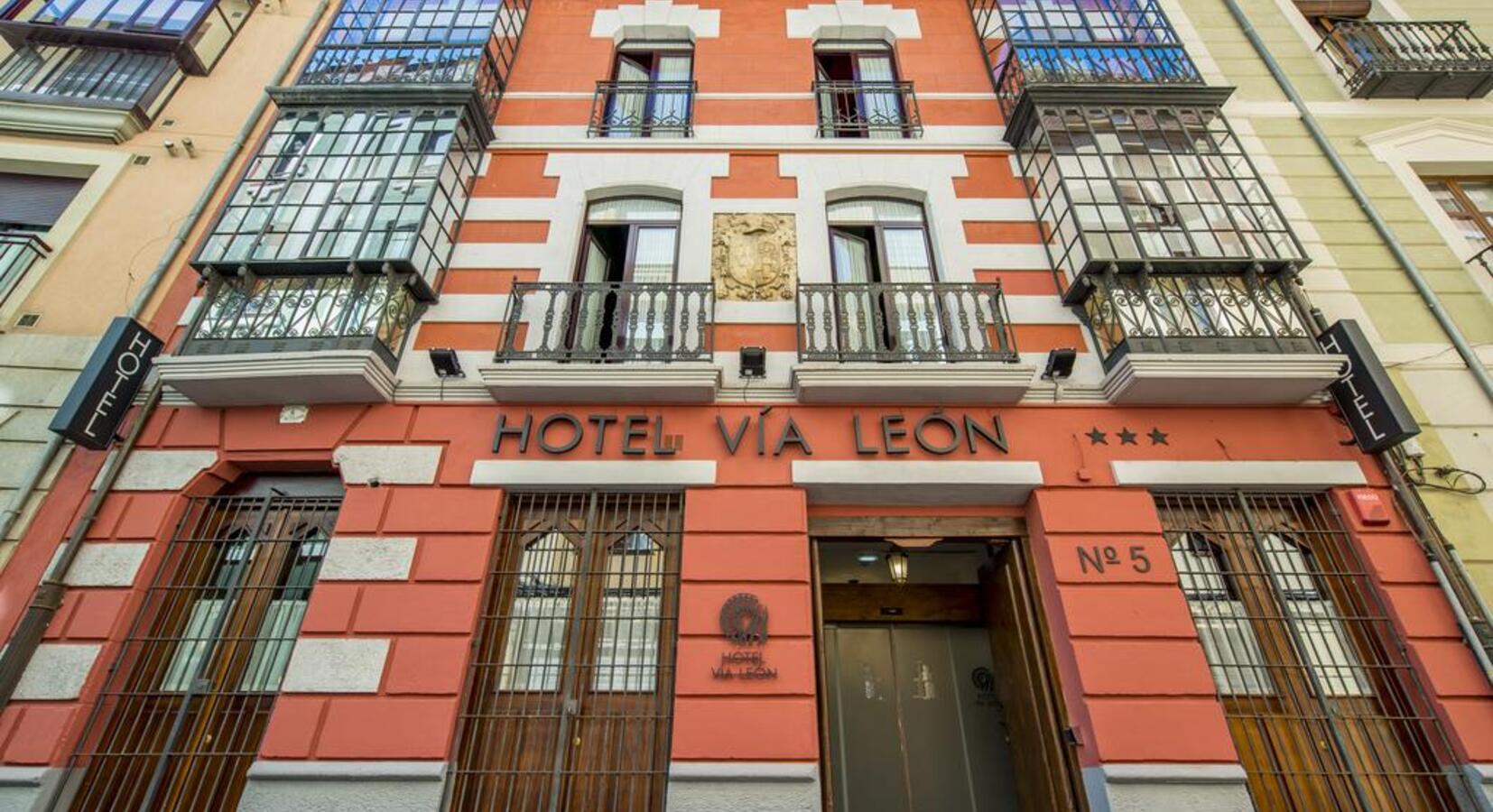 Photo of Hotel Via Leon