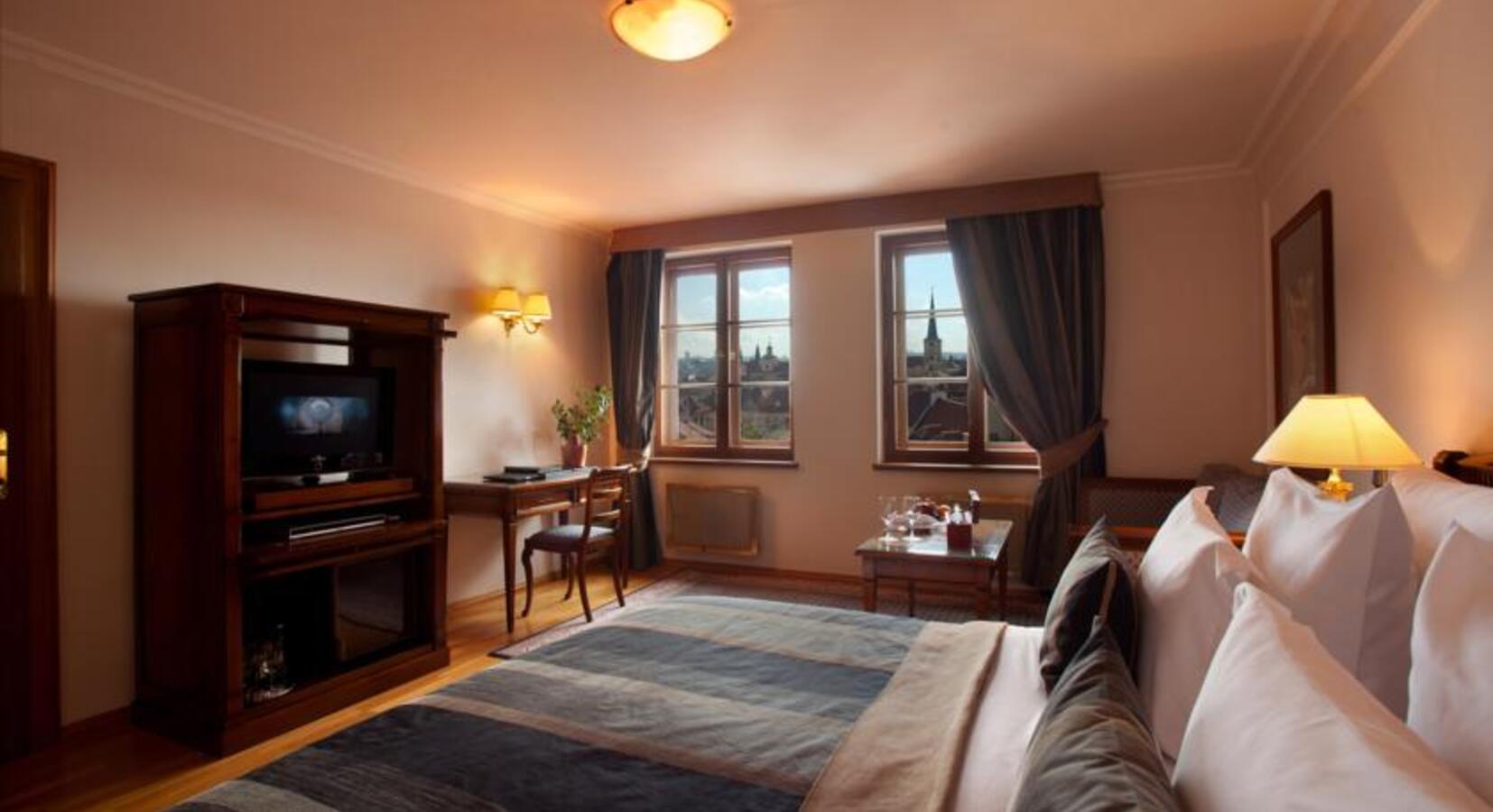 Grand Deluxe Double Room