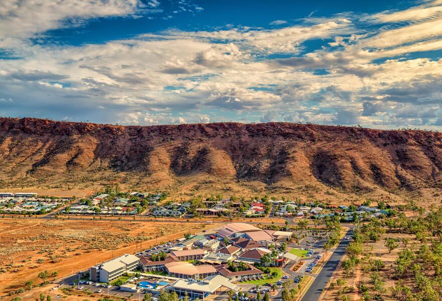 Crowne Plaza Alice Springs Lasseters