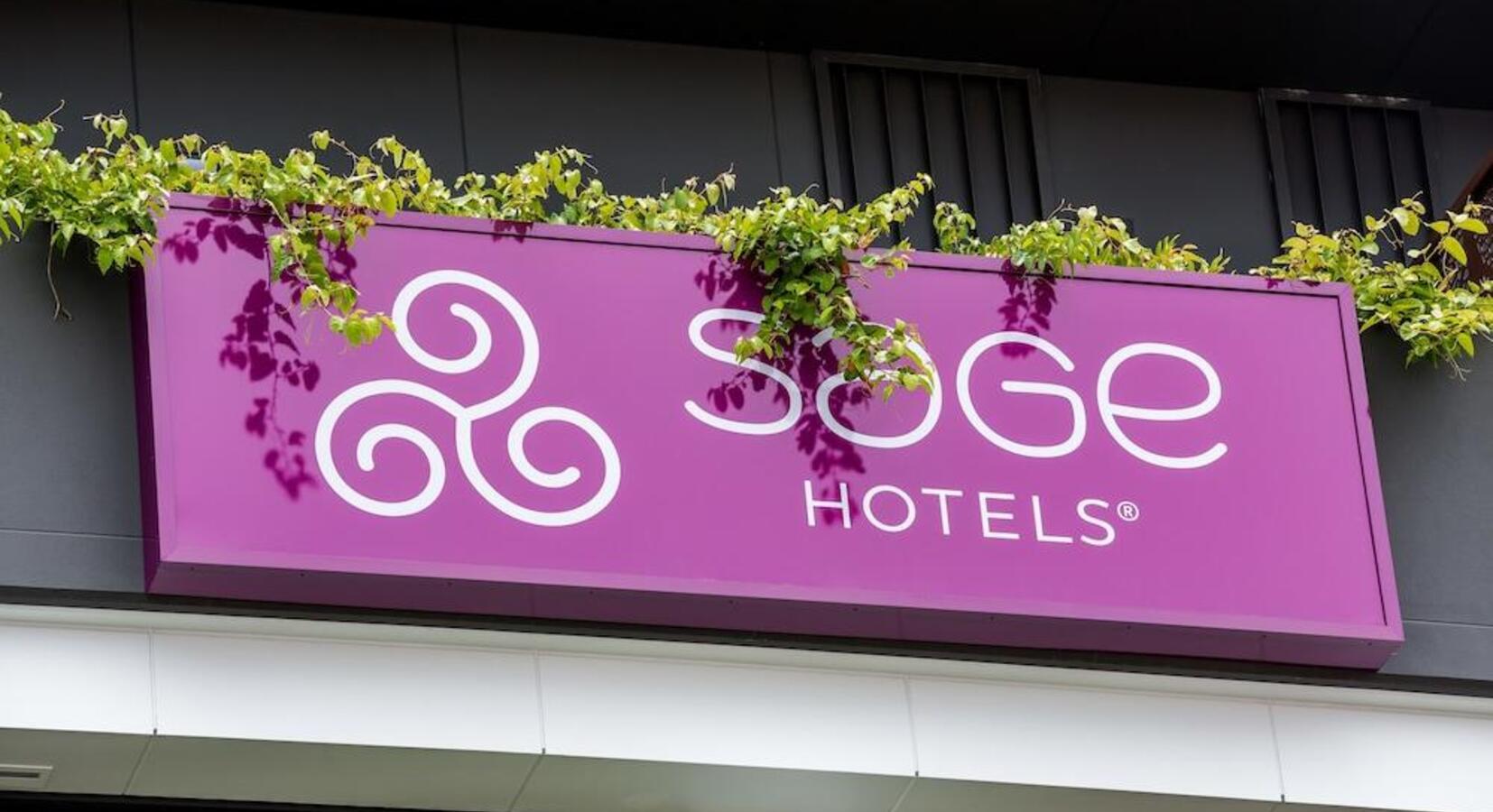 Hotel Logo