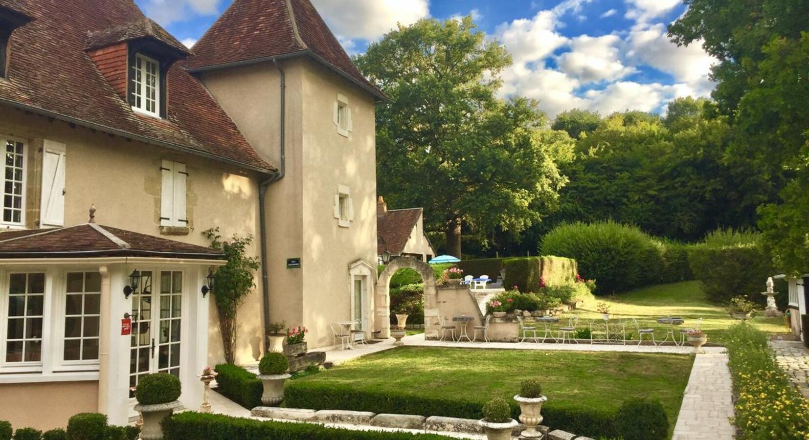 Photo of Le Petit Chateau de Sainte Colombe