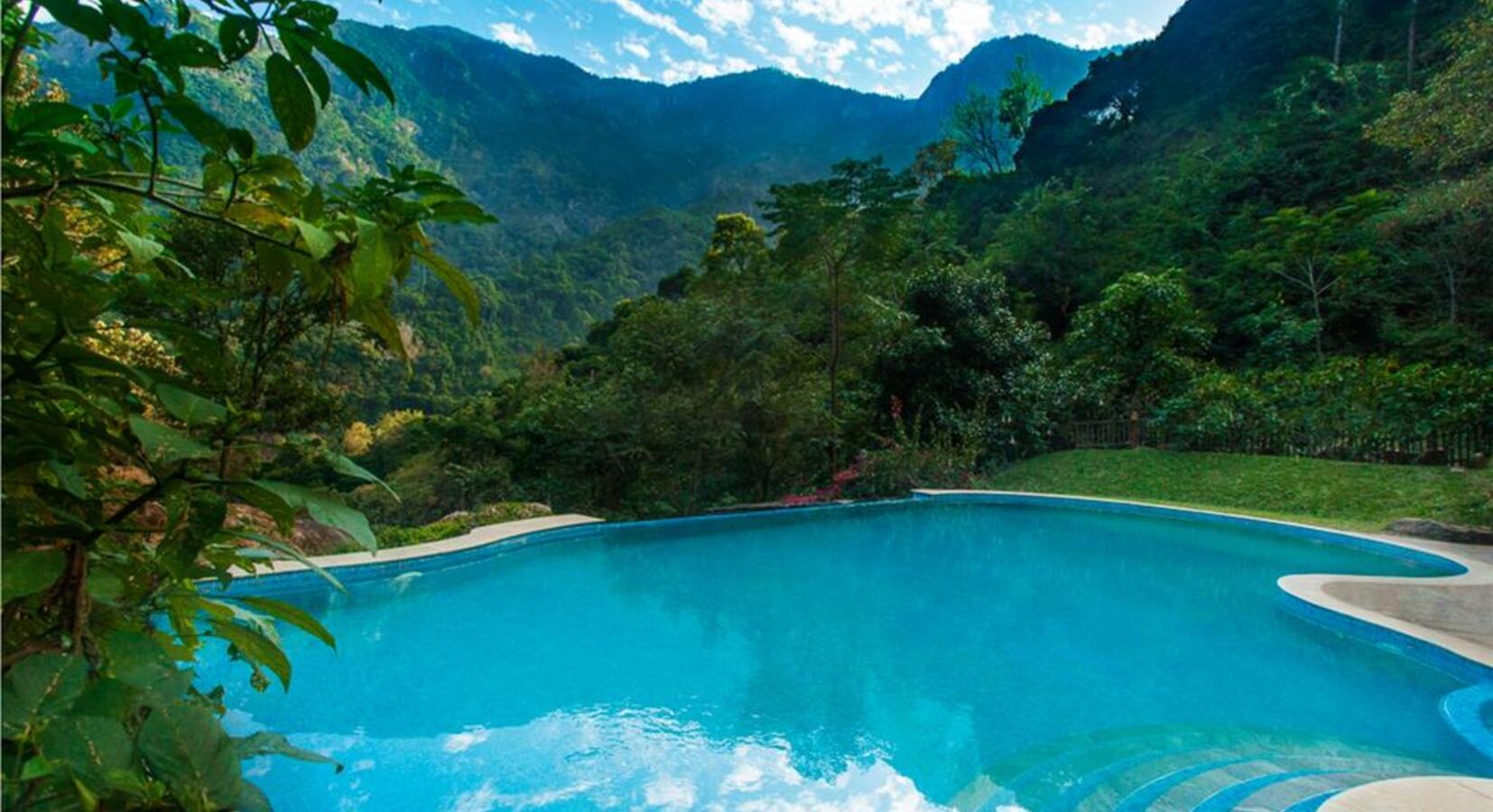 Pool and view