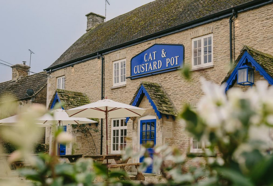 The Cat and Custard Pot Inn