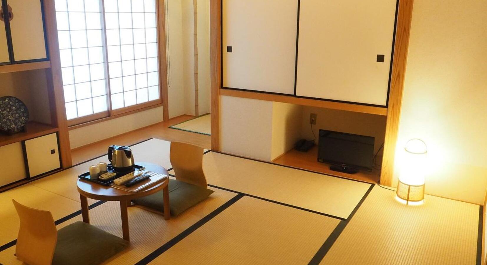 Japanese-style room