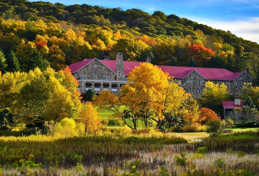 Mountain Lake Lodge Pembroke