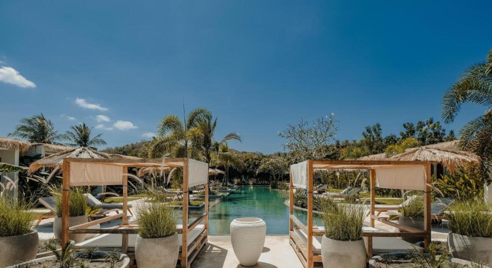 Poolside Lounge Area