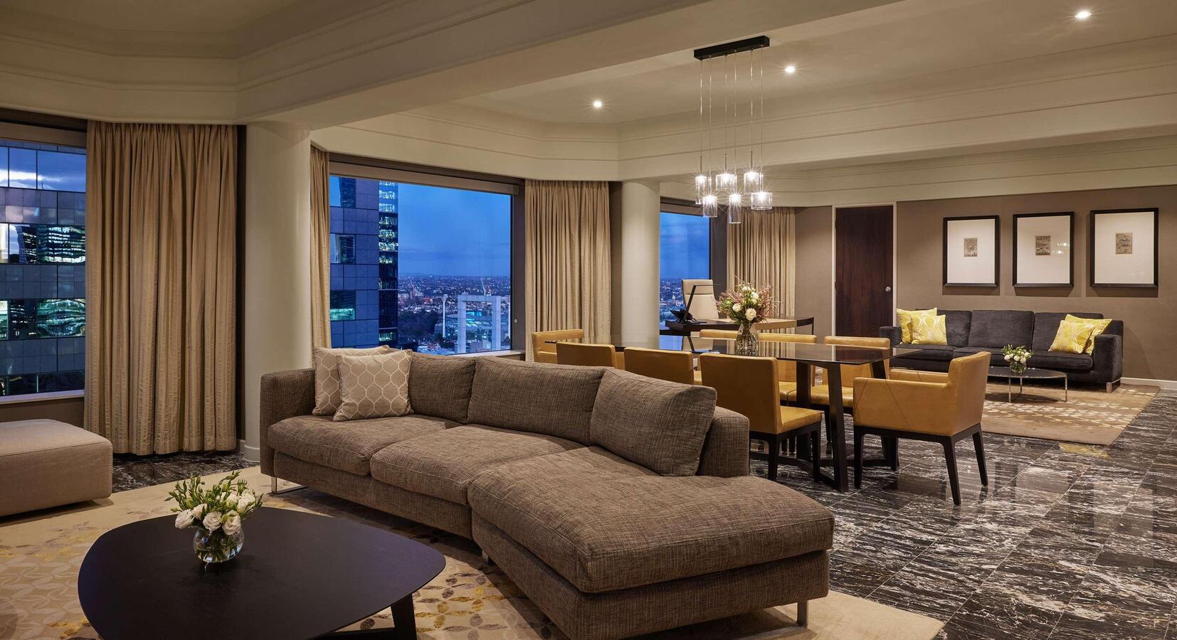 Suite Sitting Room 