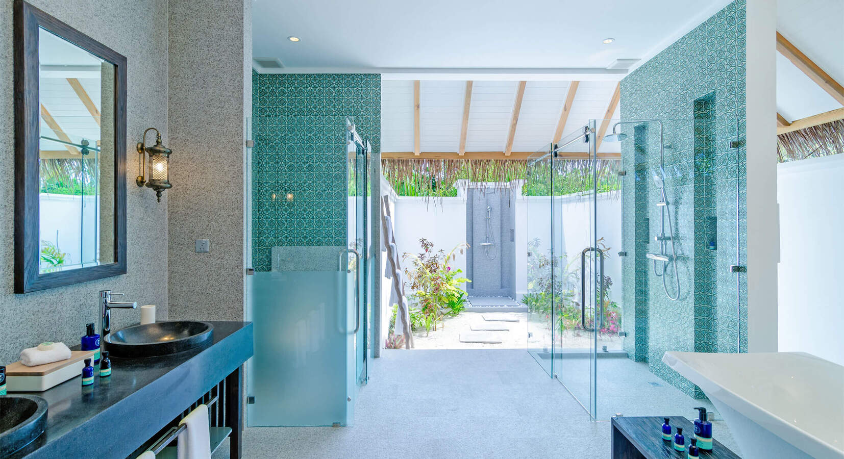 Beach Villa Bathroom