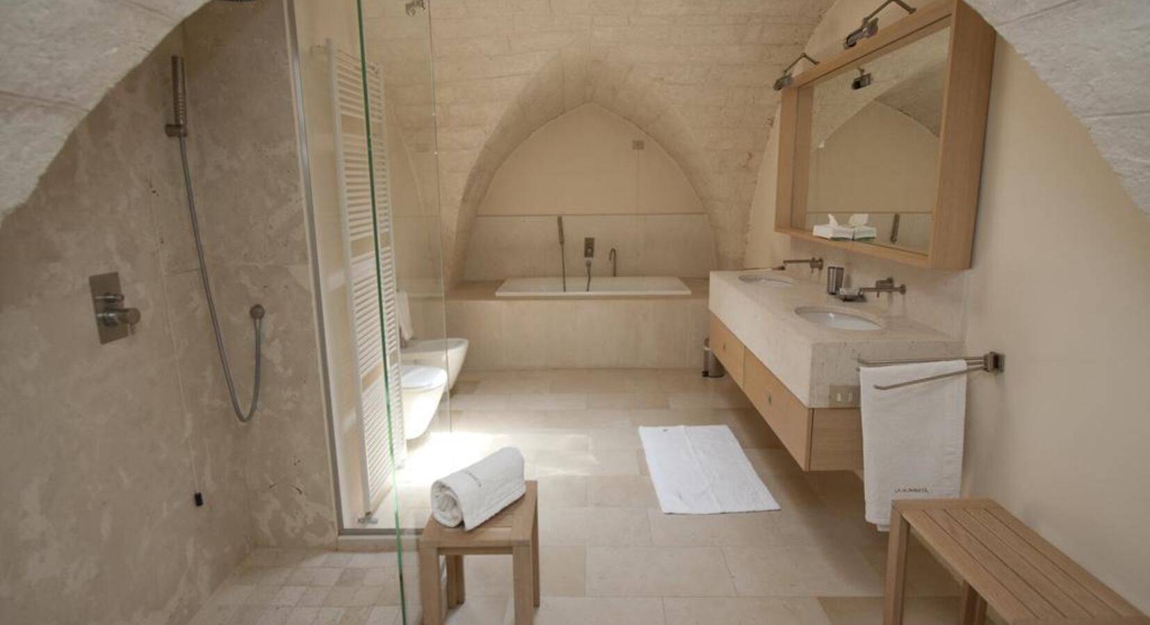 En Suite Bathroom