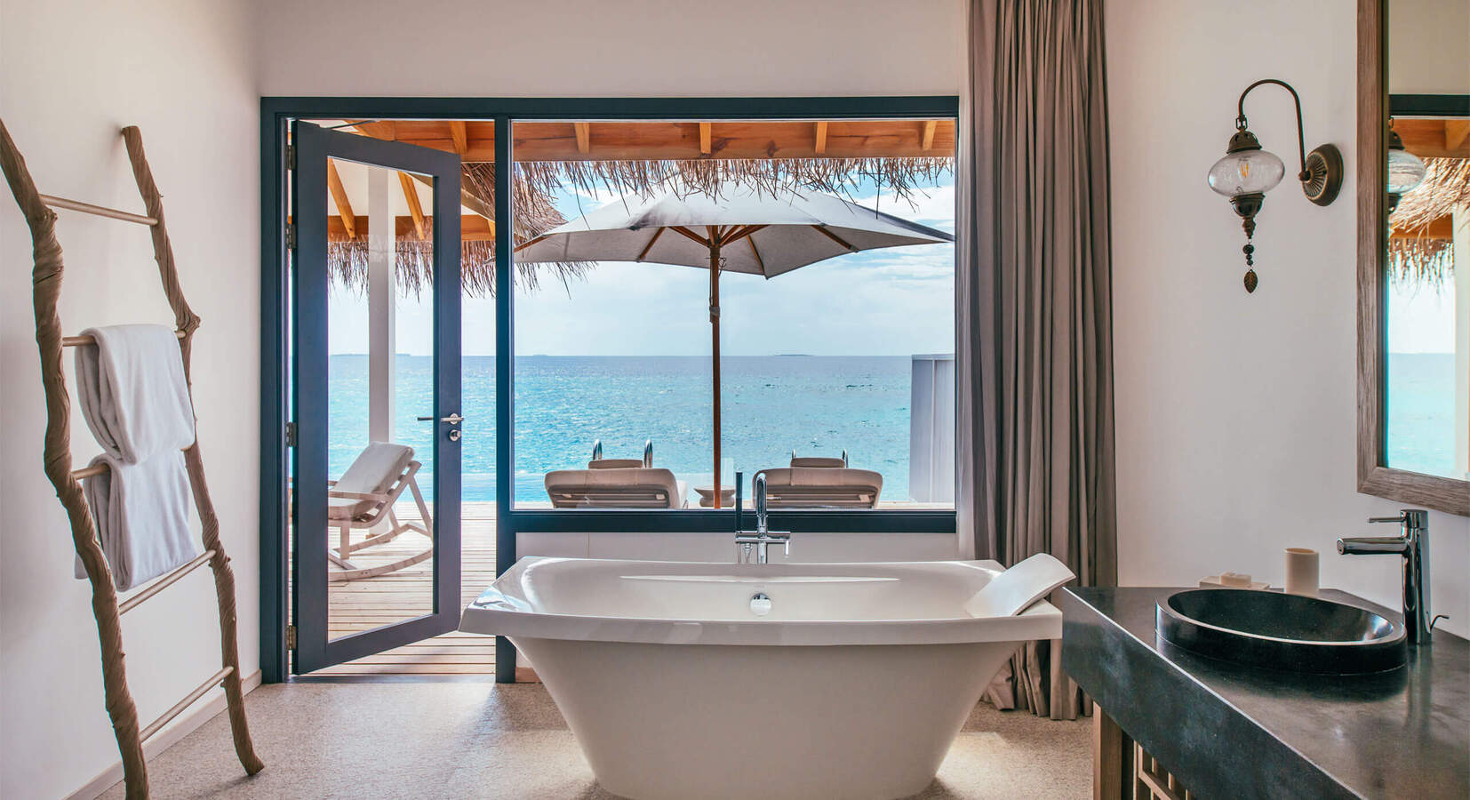 Ocean Pool Villa Bathroom