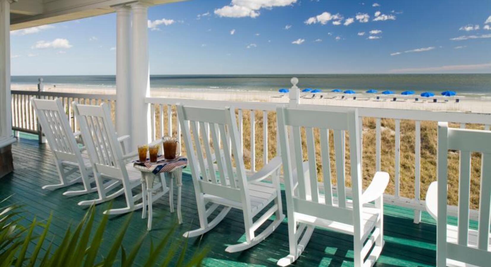 Porch with seaviews