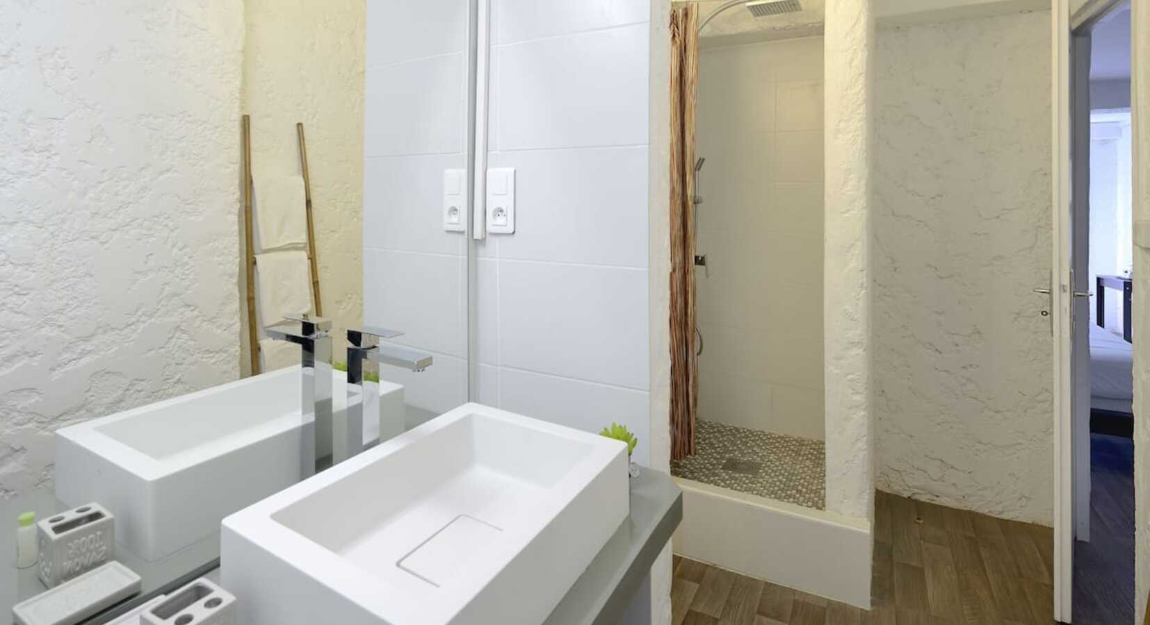 En Suite Shower room