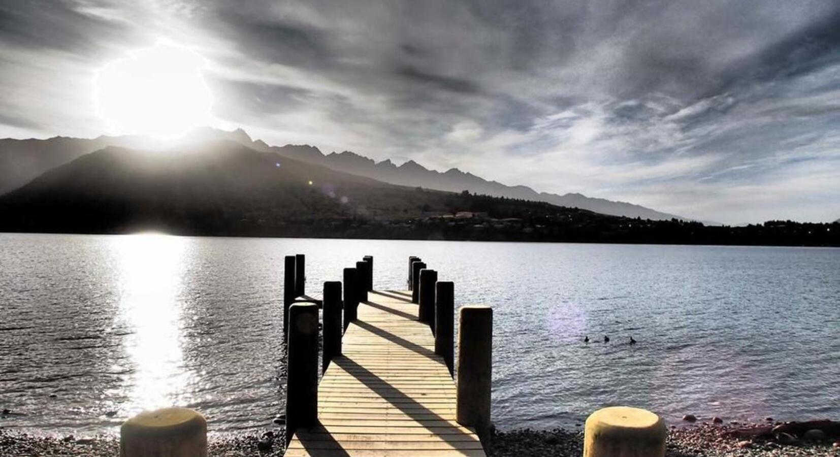 Stretch of Beautiful Private Lakefront for Guests to Enjoy