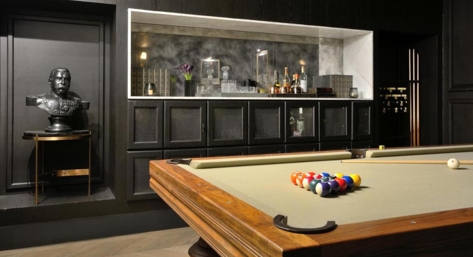 Billiards Rooms