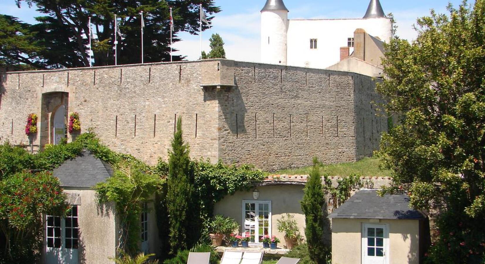 General d'Elbee - view of castle