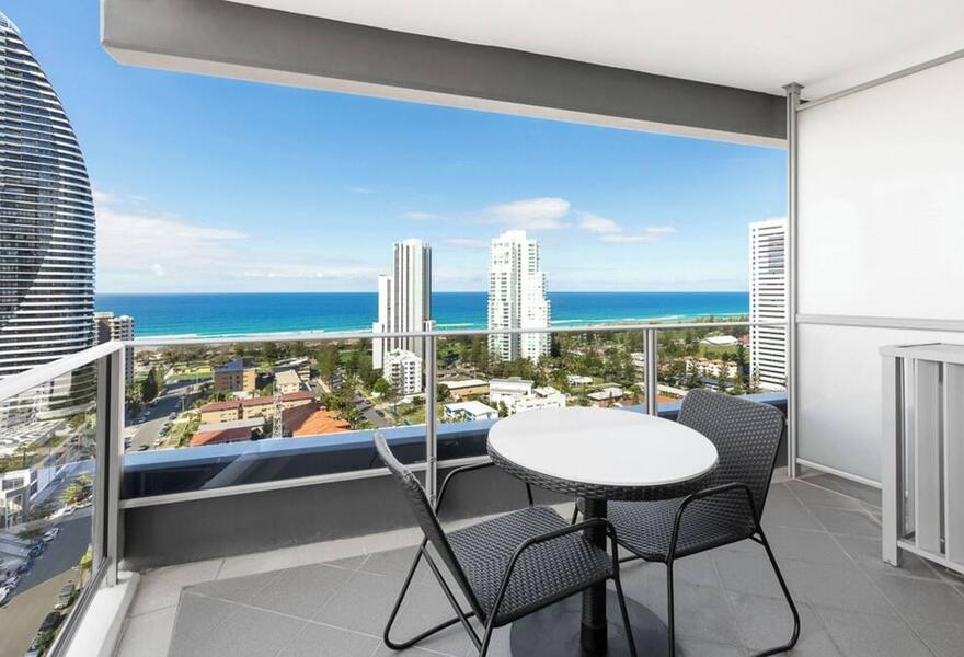 Meriton Suites Broadbeach