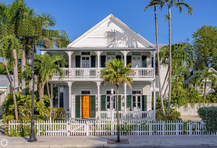 The Conch House Heritage Inn