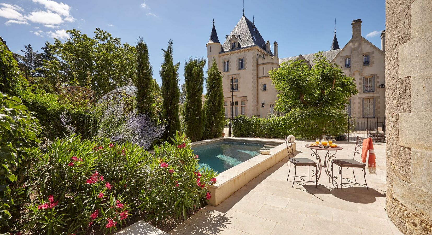 Maison du Vigneron Pool