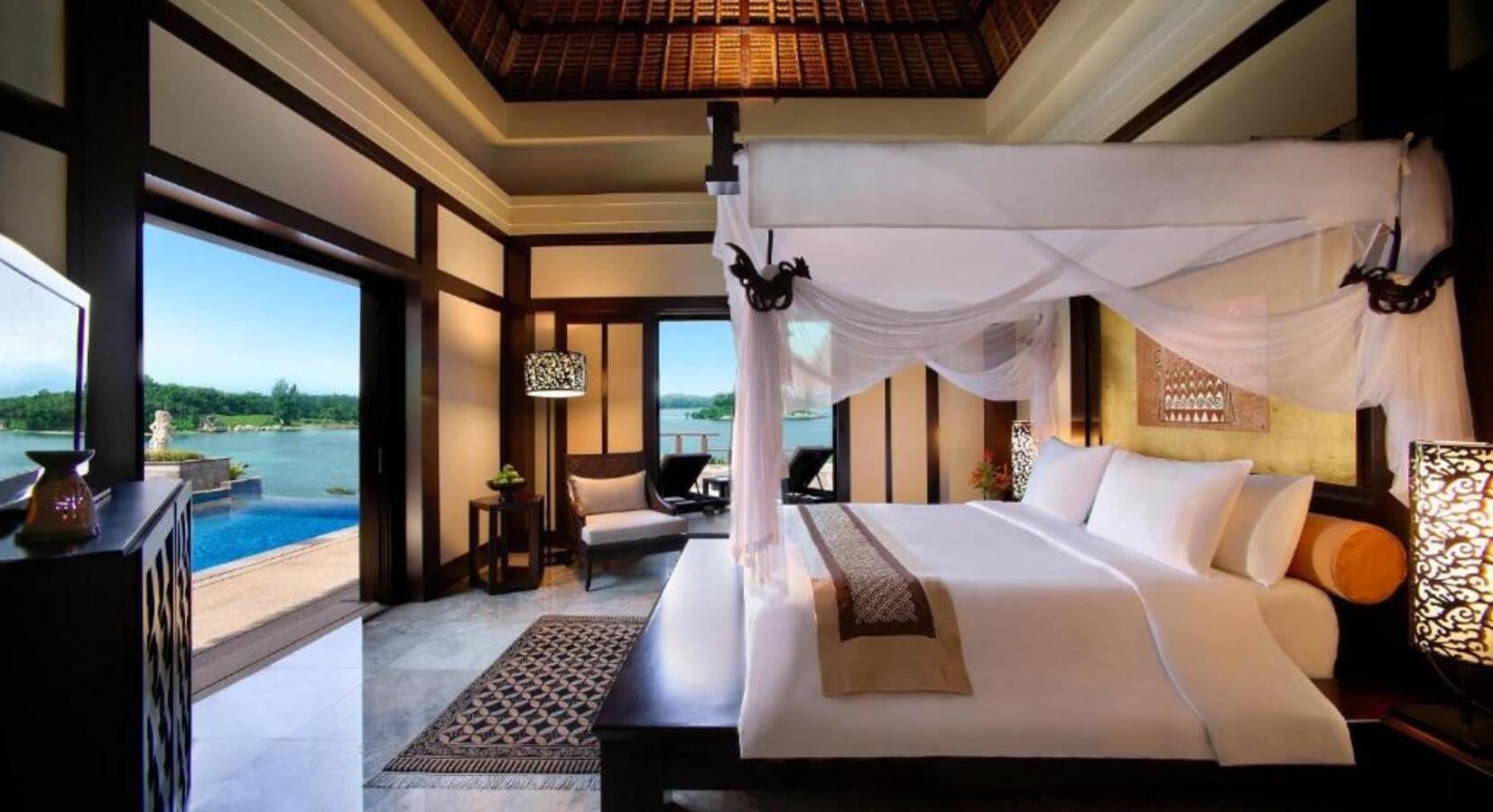 Oceanview Infinity Pool Villa - Bedroom 