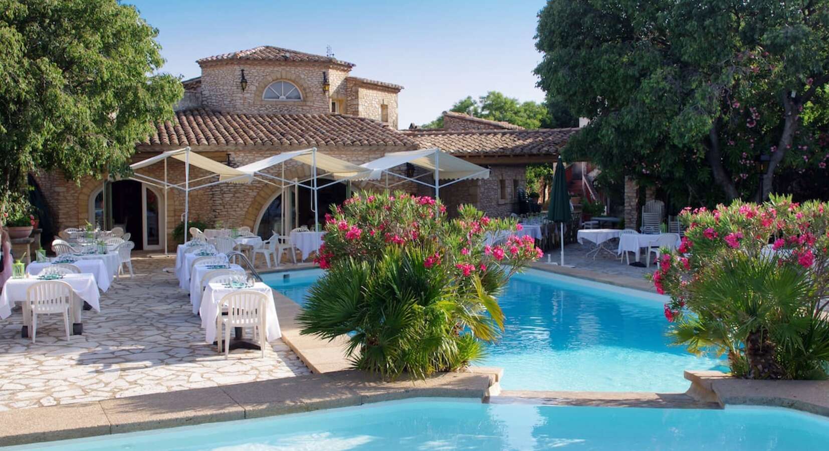 Poolside Dining