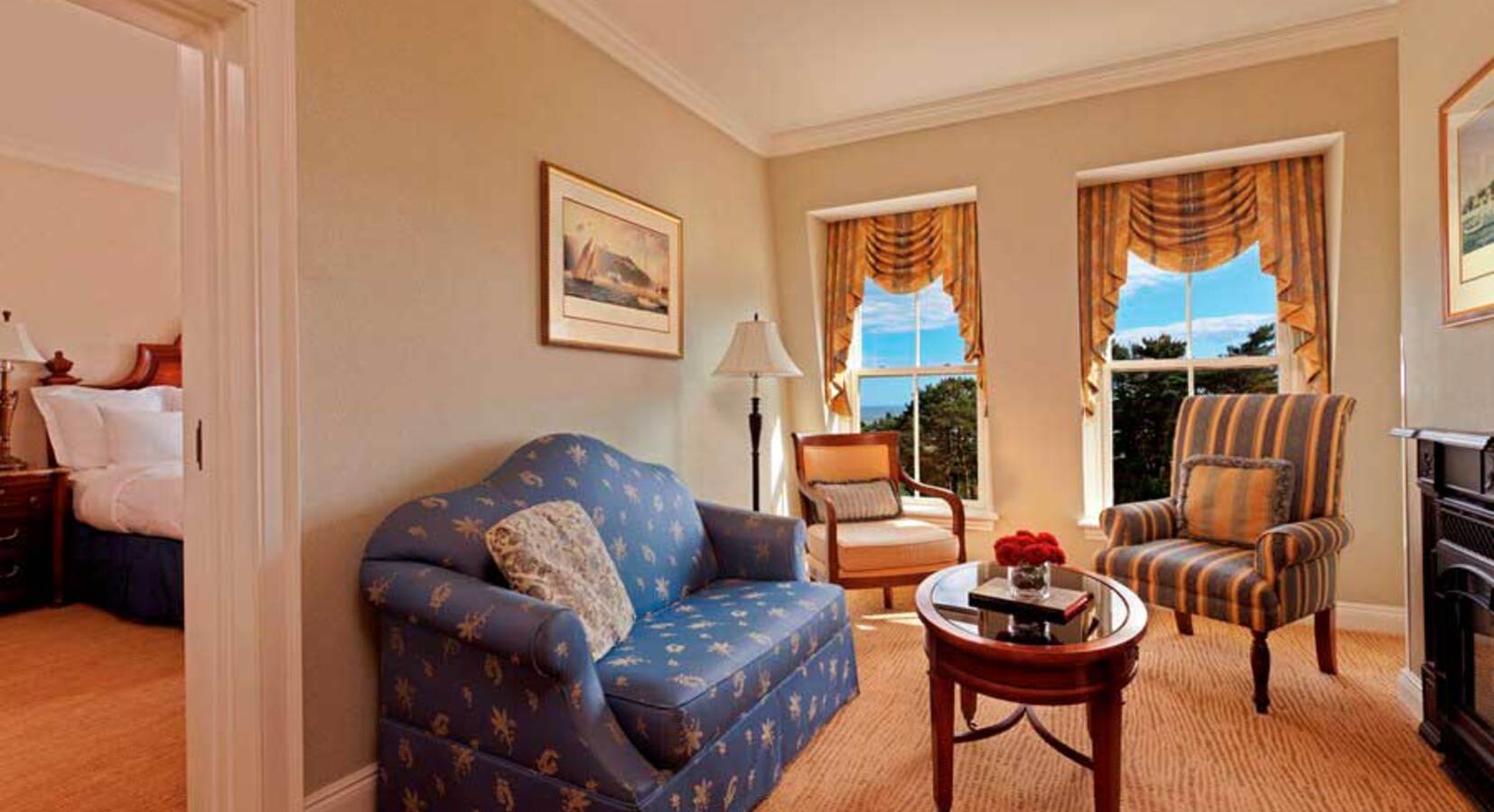 King suite, water view