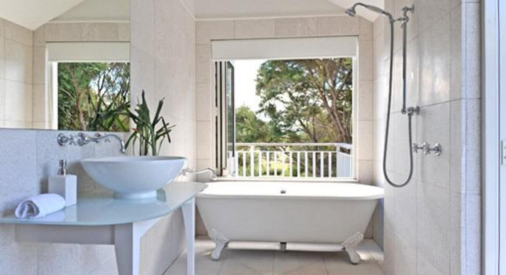 Each Room Equipped with Pristine En-Suite Bathroom